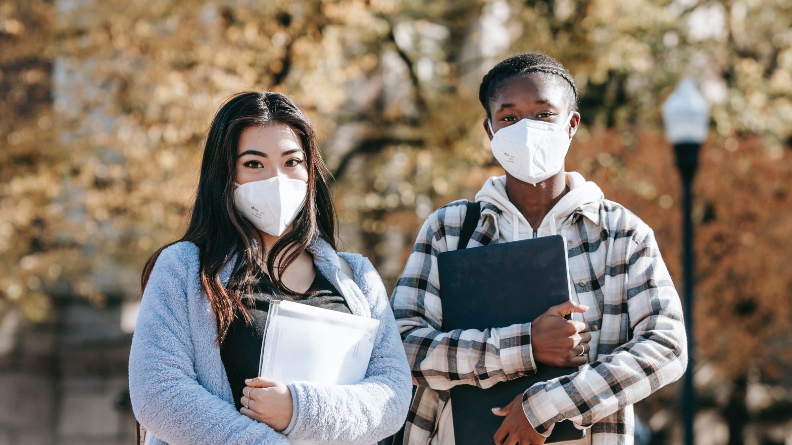 Raziskava o doživljanju epidemije covid-19 med študenti