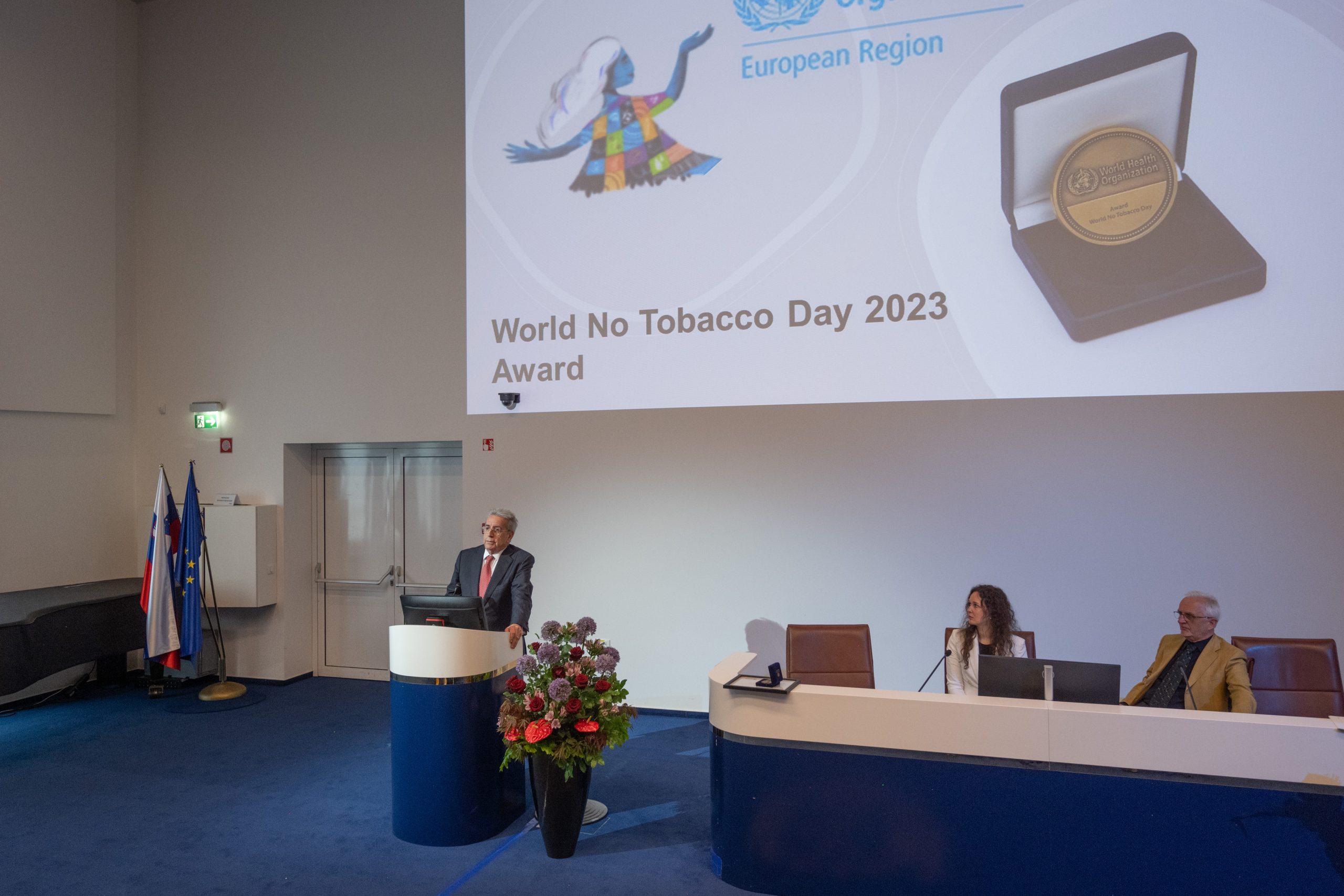 Nacionalni simpozij NIJZ ob svetovnem dnevu brez tobaka in podelitev nagrad Svetovne zdravstvene organizacije.