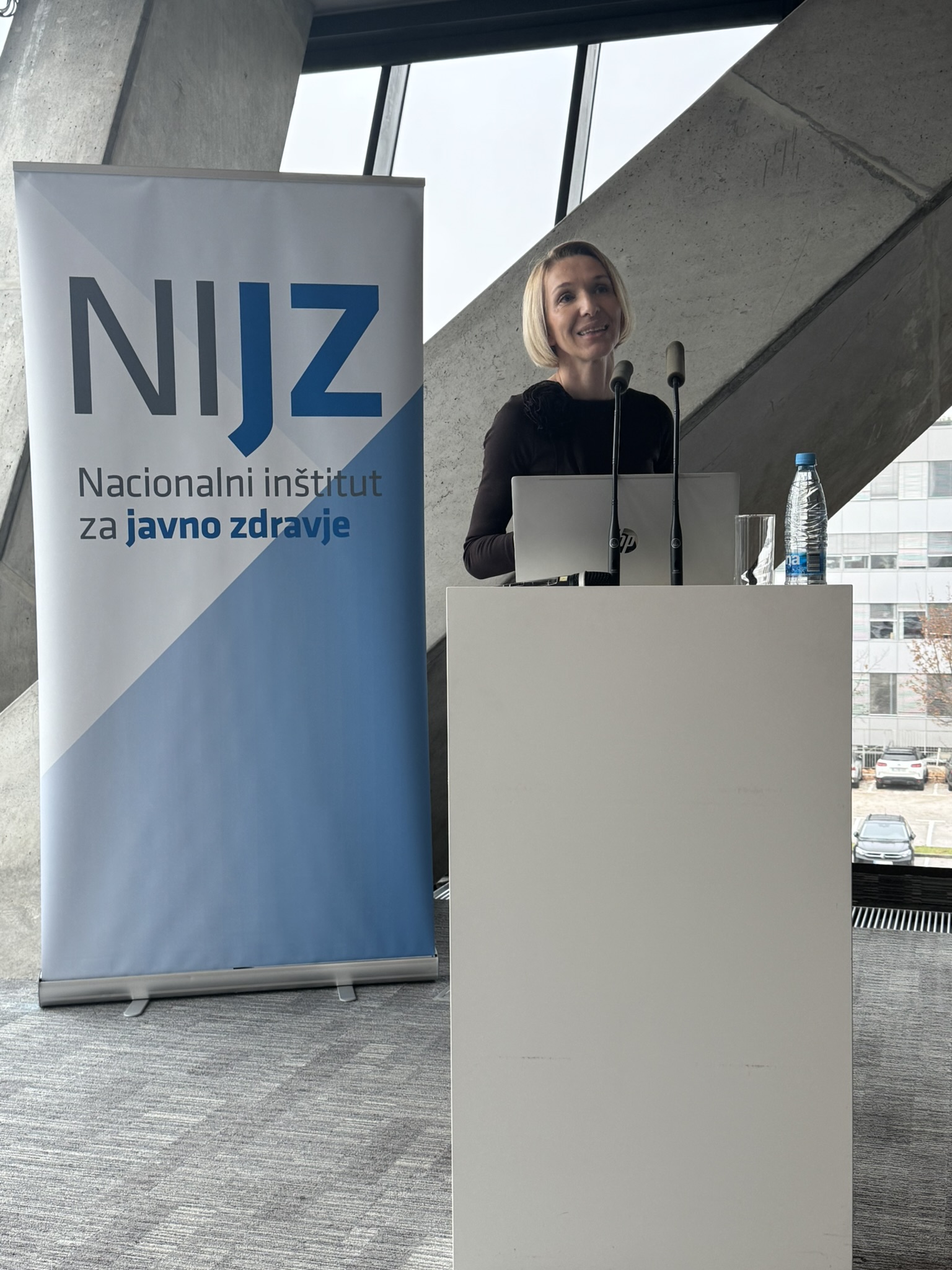 Med preventivo in kurativo ogledalo patronažnega varstva skozi podatke, Janja Janc Jagrič, regijska koordinatorica patronažnega zdravstvenega varstva na OE NIJZ Novo mesto in čl